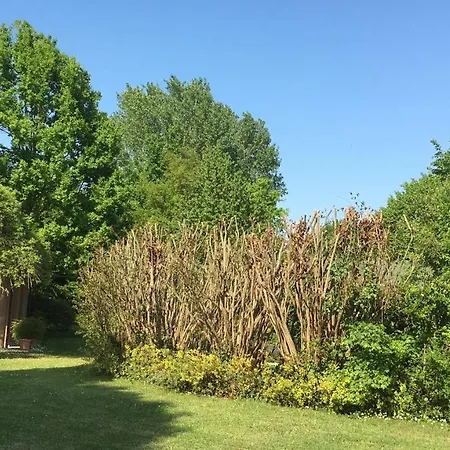 Valchero فندق مبيت وإفطار 4*